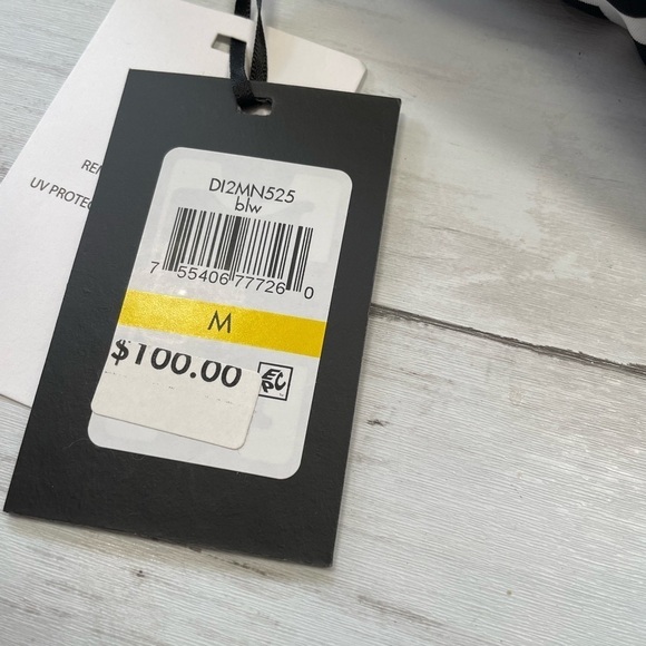 DKNY BLACK WHITE Graphic T-Back One-Piece Swimsuit M - Picture 7 of 11